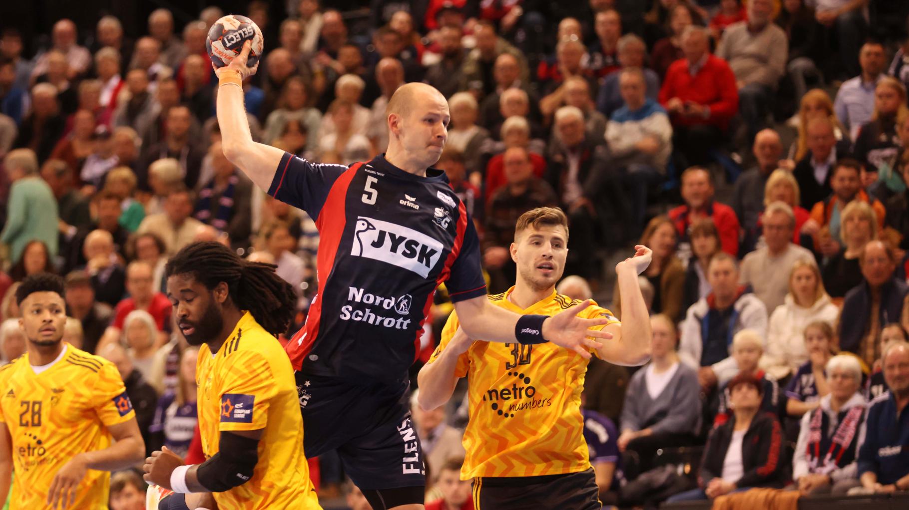 Handballwoche.de Liveticker aus der Halle SG Flensburg-Handewitt gegen Titelverteidiger Benfica Lissabon